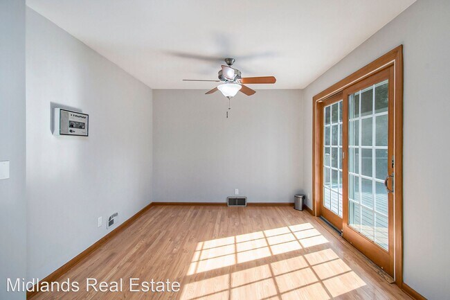 Building Photo - 4 br, 3 bath House - 507 S 116th Street
