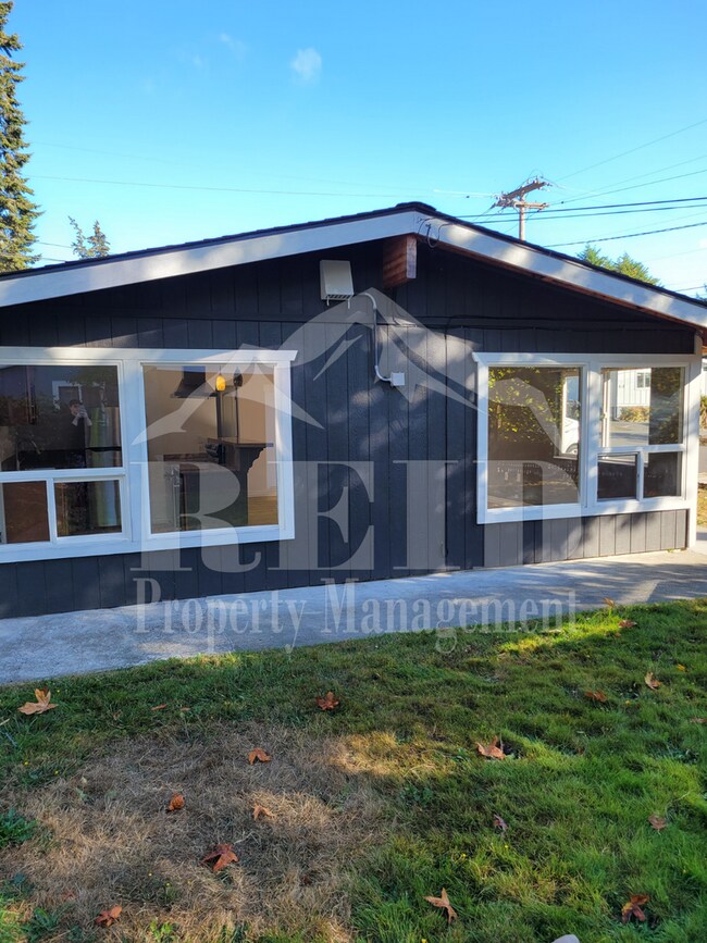 Foto del edificio - Suquamish Single level Updated with a stor...