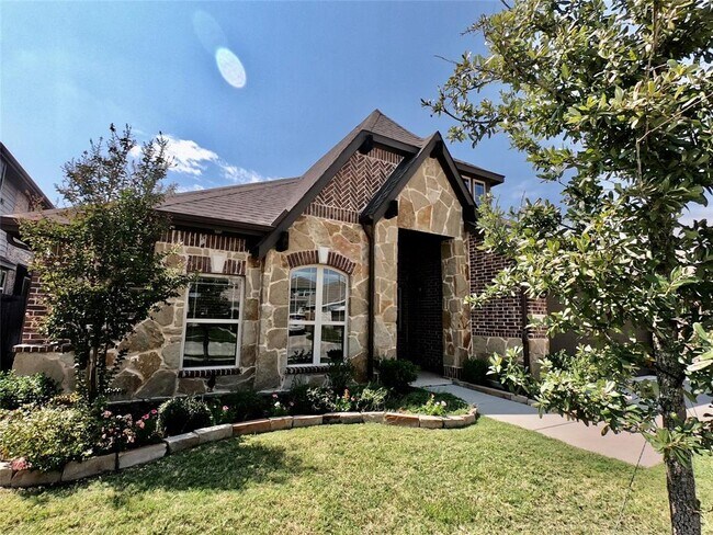 Foto del edificio - 920 Foxglove Dr