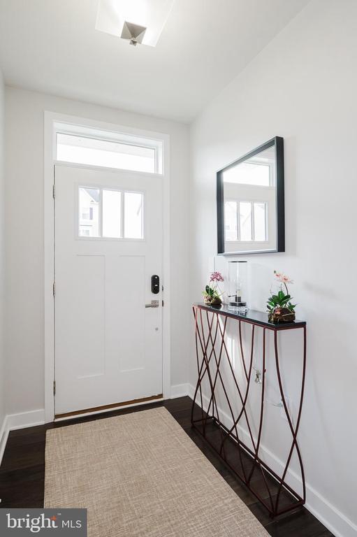 Foto del edificio - 734 Iron Gate Rd