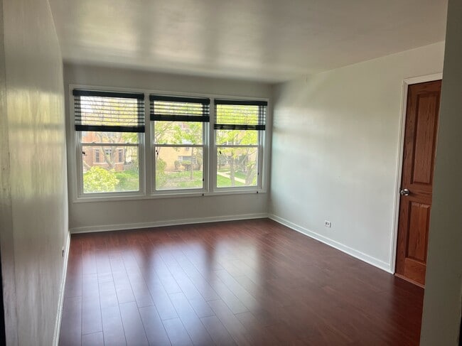 Building Photo - 8246 Keating Ave