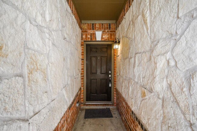 Foto del edificio - 4218 Kendall Rock Ln
