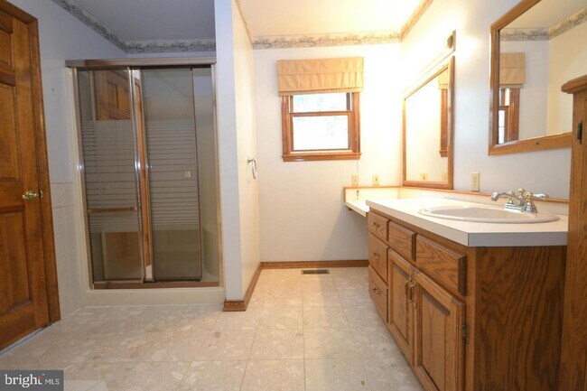 Foto del edificio - 29 Miracle Valley Ln