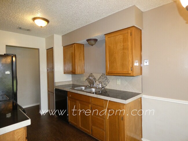 Building Photo - 404 Asbury Drive, Saginaw TX 76179