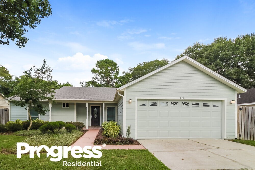 Foto principal - 955 Mozart Dr