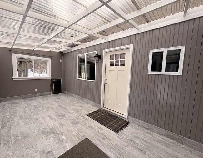 Foto del edificio - 104 Cottage Rd