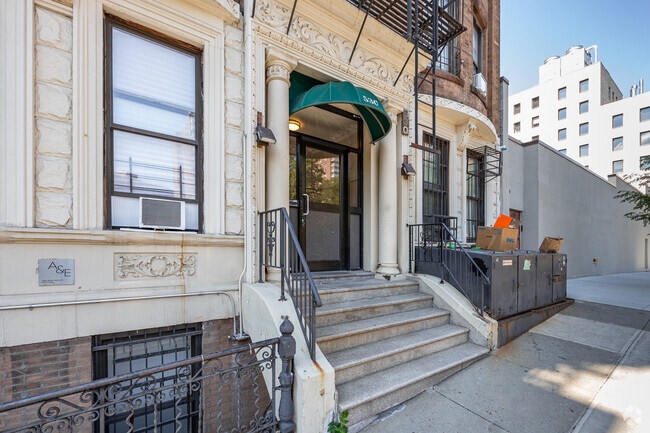 Entrance - 530 W 123rd St
