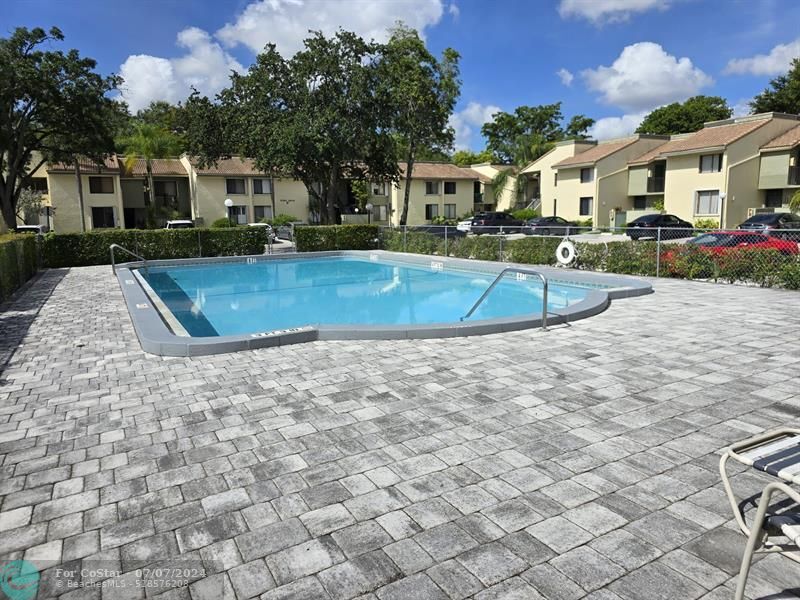 Foto del edificio - 9568 SW 1st Ct