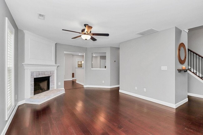 Photo - Welcome home to the popular Crossings neig...