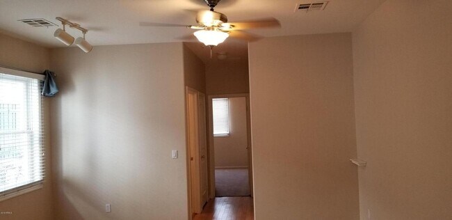 Foto del edificio - 4160 E Jasper Dr