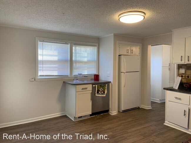 Building Photo - 2 br, 1 bath House - 102 Duffy Avenue