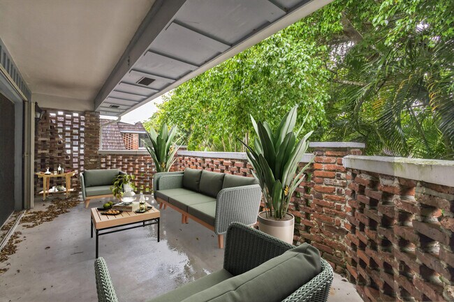 Foto del edificio - 415 Pine Tree Ct