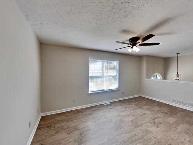 Building Photo - 509 Dillon Dr