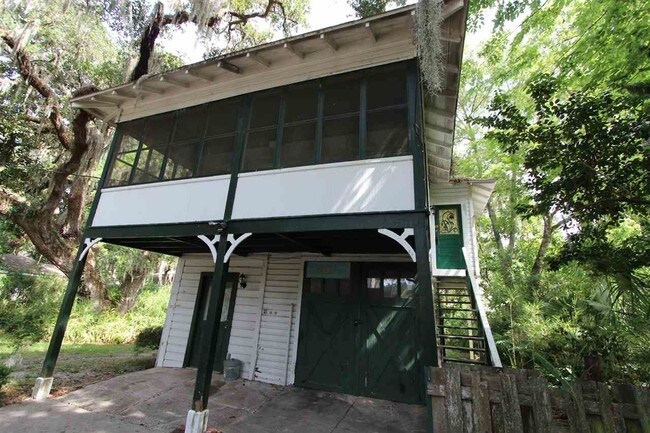 Building Photo - 71 Carrera St