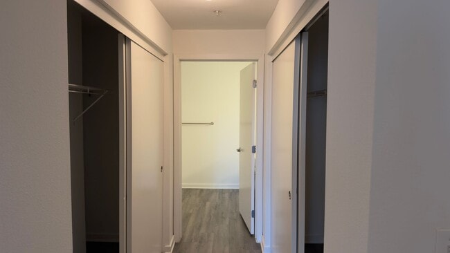 Interior Photo - Canvas LA