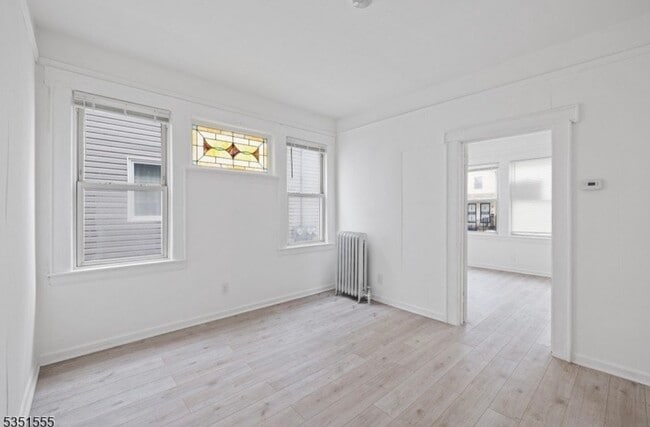 Building Photo - 490 S 20th St