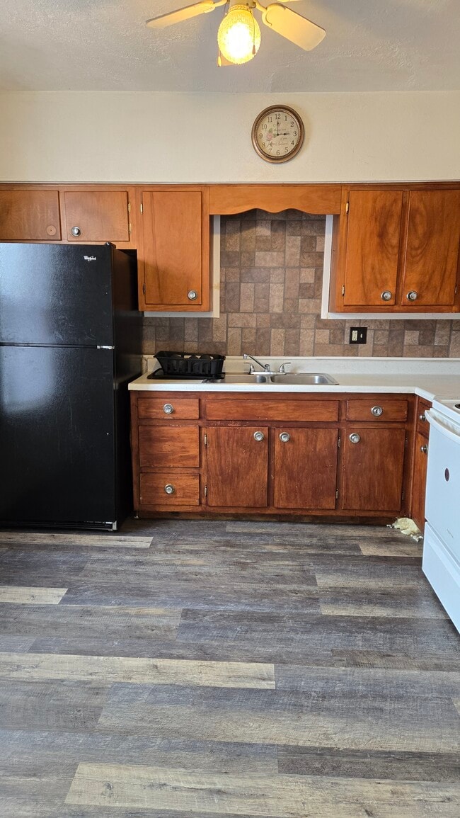 Building Photo - 626 W Pittsburgh St