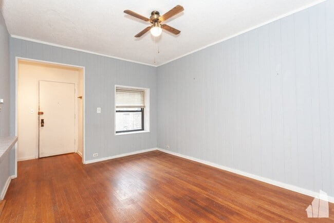 Building Photo - 1310 W Winona St