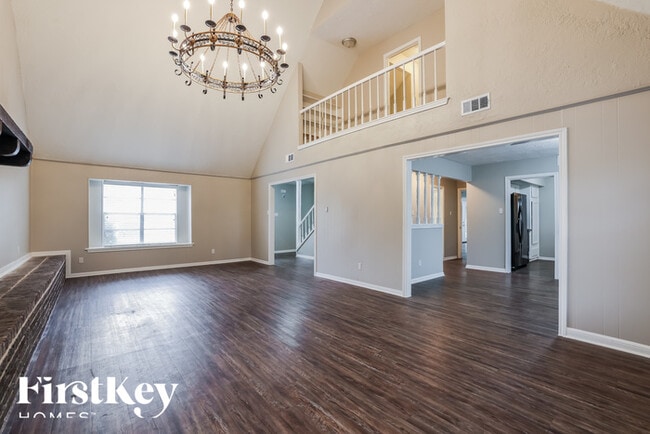 Building Photo - 27011 Westwood Dr