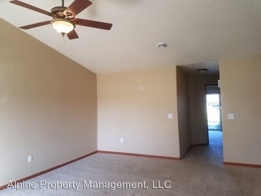Building Photo - 2 br, 1 bath House - 1000 N. Main Ave