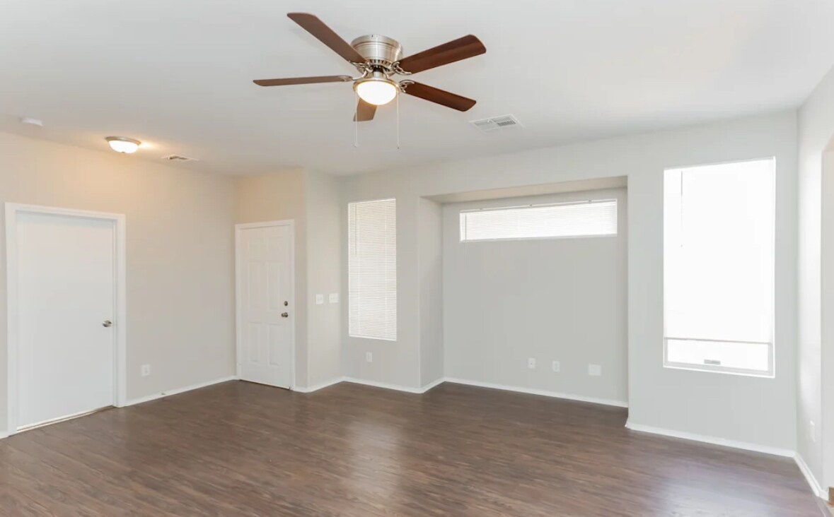 Foto principal - 7354 Tamoshanter Way