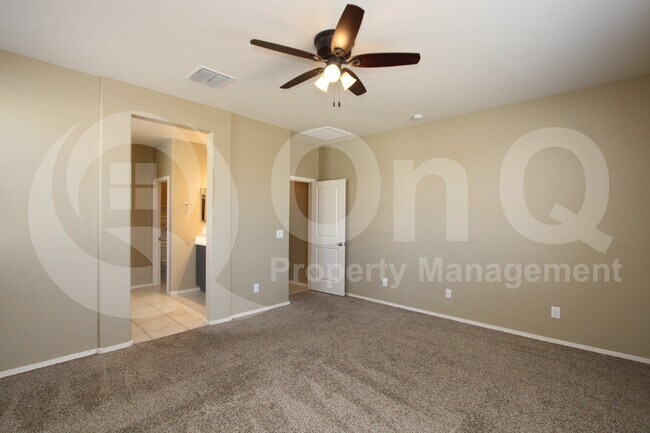 Foto del edificio - 2620 S 116th Dr