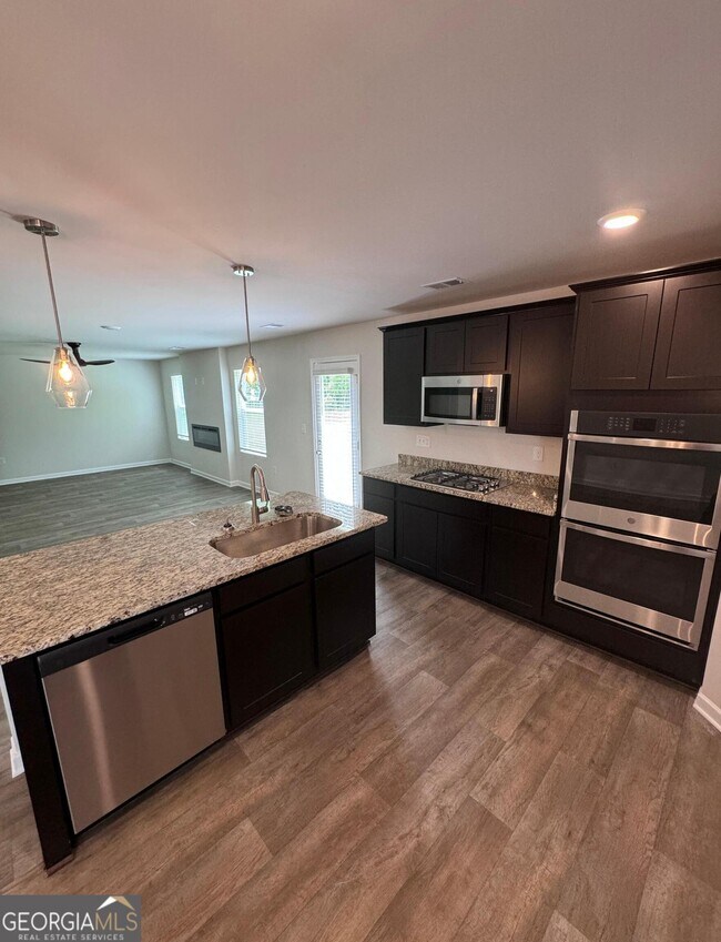 Building Photo - 132 Garden Walk