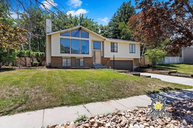 Photo - 2066 E 10095 S House