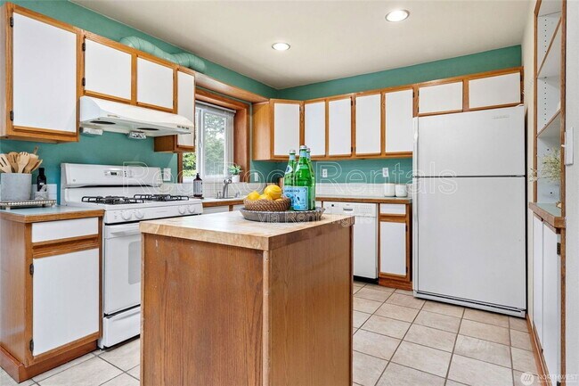 Foto del edificio - 11807 96th Ave SW