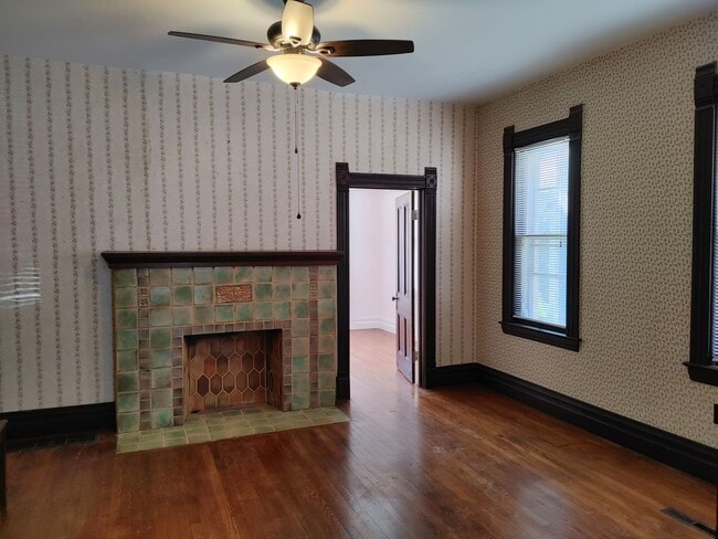 Building Photo - 1506 Avery Street