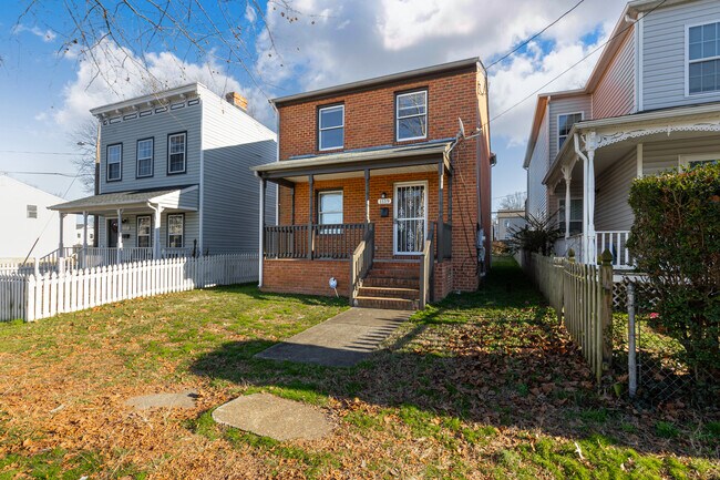 Building Photo - 1119 N 21st St