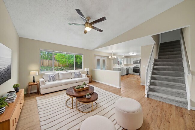 Foto del edificio - 21637 E Crestline Dr