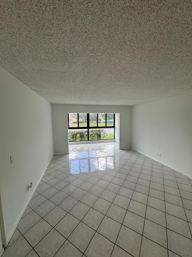 Building Photo - 603 Sea Pine Way