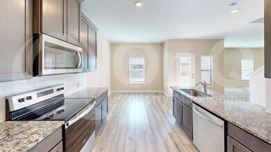 Building Photo - 283 Moonstone Way