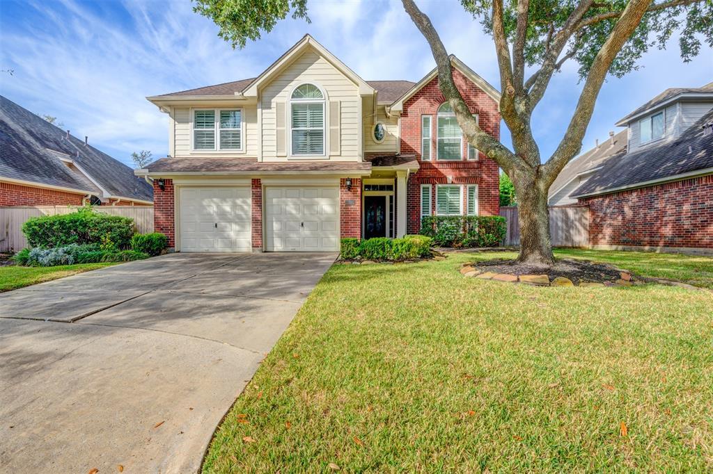 1207 Campton Ct, Houston, TX 77055 House for Rent in Houston, TX