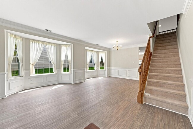 Building Photo - Rare Rental Opportunity in the Desirable Hillview 55+ Community