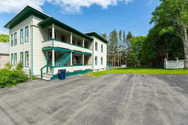 Foto del edificio - 23 Lafayette St