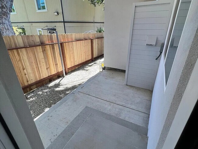 Foto del edificio - 4434 San Juan Ave