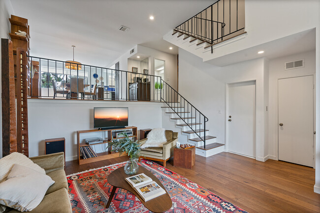 Living room with Split Levels - 1832 Oak Tree Dr