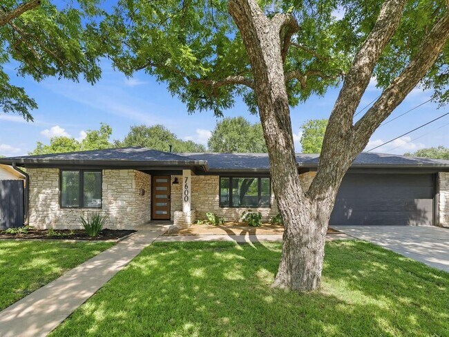 Foto del edificio - 7600 Shoal Creek Blvd