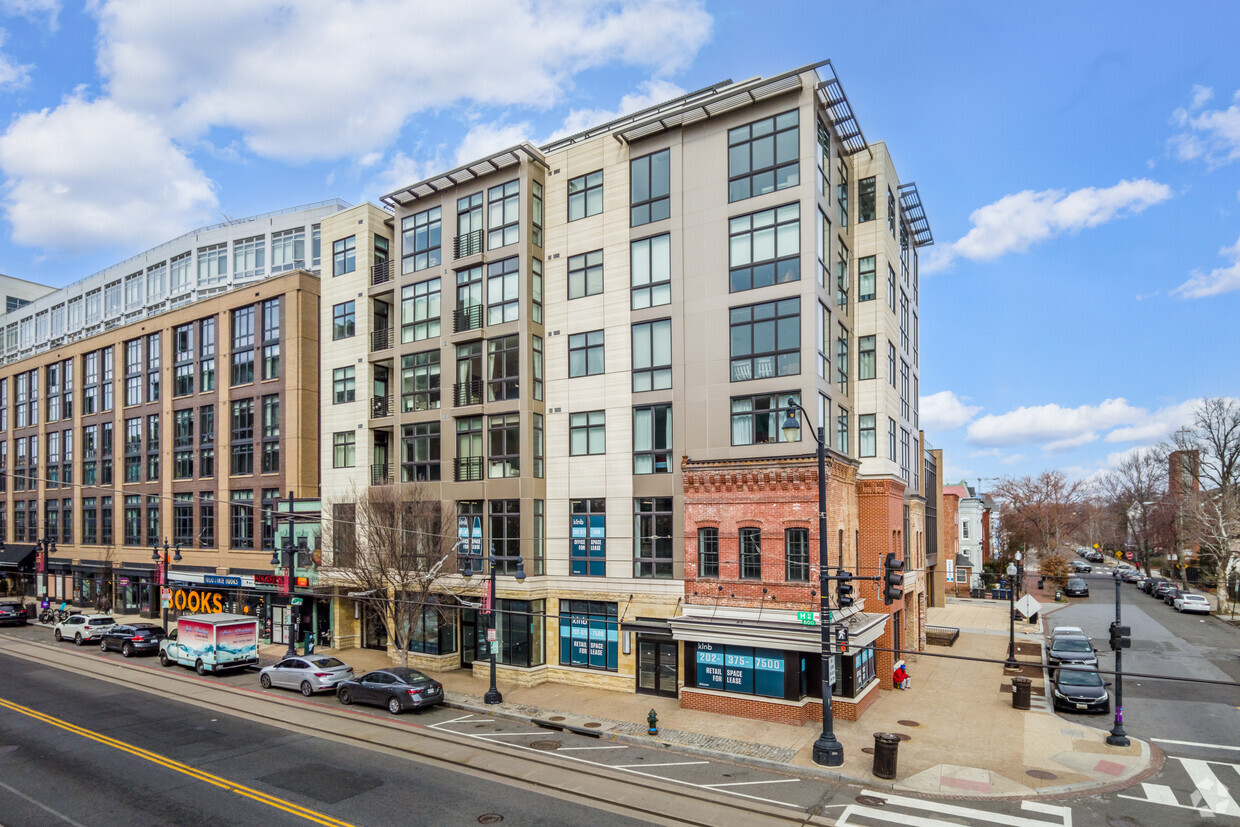 646 H St NE - 7|H