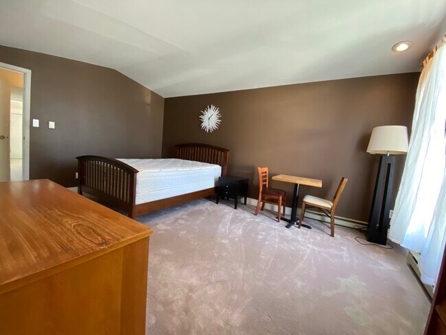 Photo du bâtiment - 2367 Arbot Rd