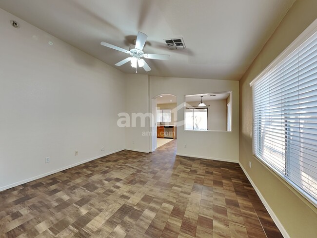 Building Photo - 4031 S Dewdrop Ct