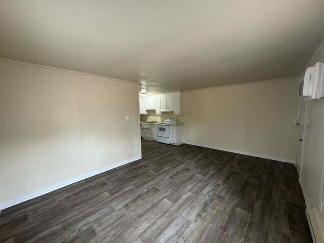 Building Photo - 2576 Alcott Rd