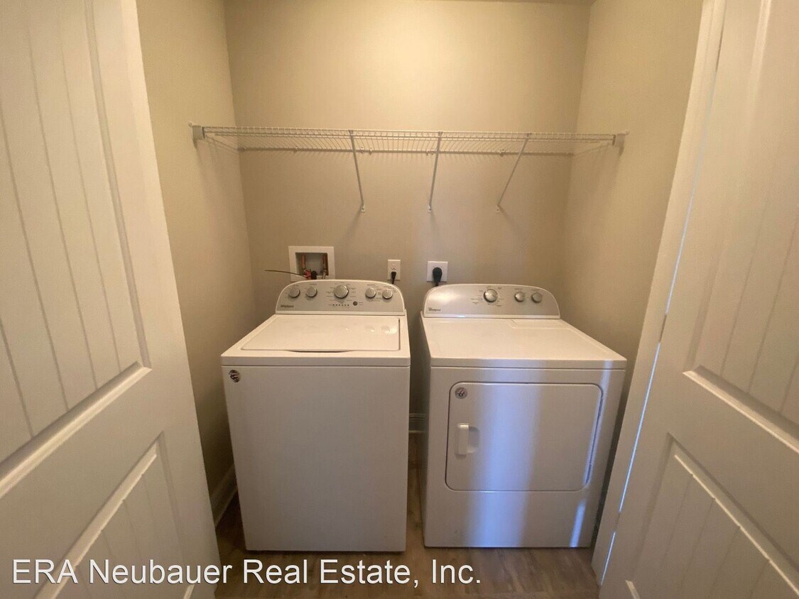 Foto principal - 3 br, 2.5 bath House - 5932 Callaway Circle