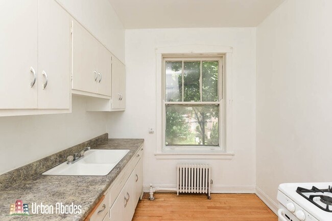 Foto del edificio - 5023 N Winchester Ave