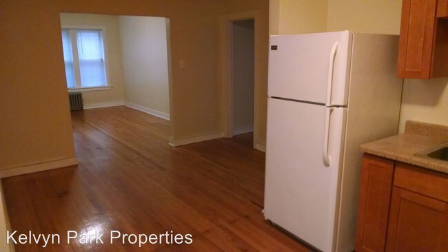 Foto del edificio - 4709 W Belmont Ave