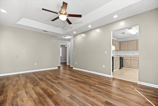 Foto del edificio - 2326 Rowe St