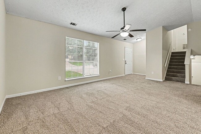 Foto del edificio - 3 Bedroom 2 Bathroom House