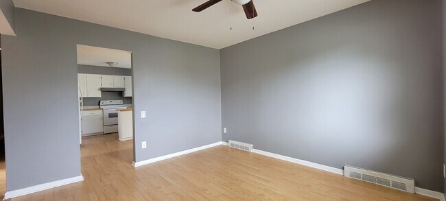 Foto del edificio - 34475 Jefferson Ave
